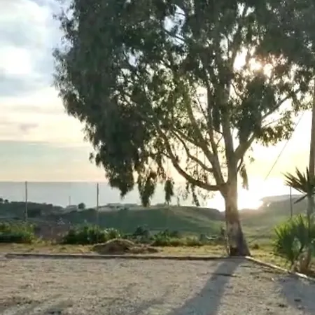 Holiday home Leyland Cattolica Eraclea